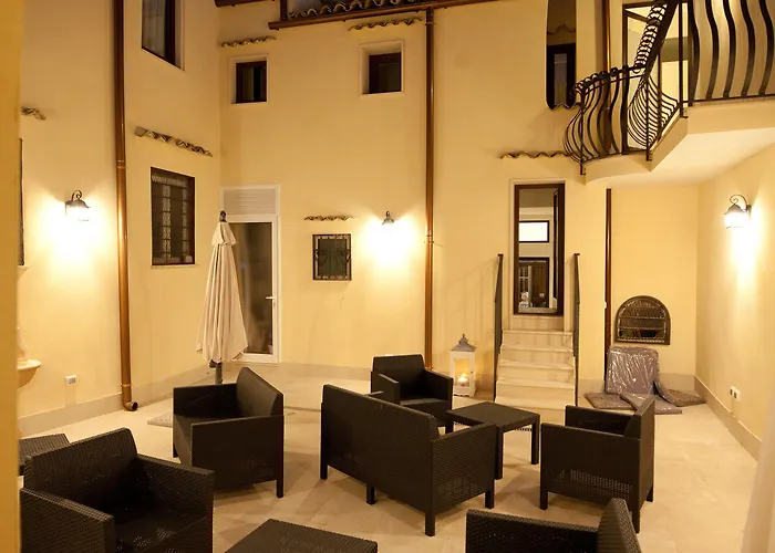 Italiana Maniace Pensión 4*