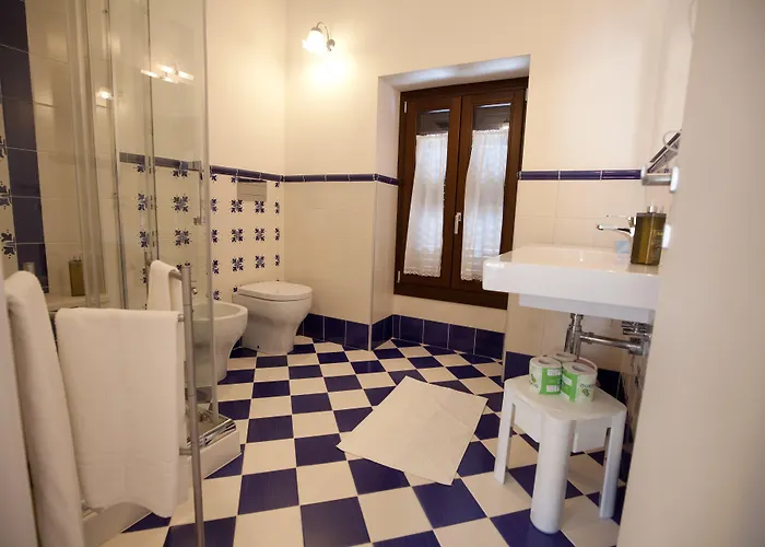 Pensión Italiana Maniace 4*