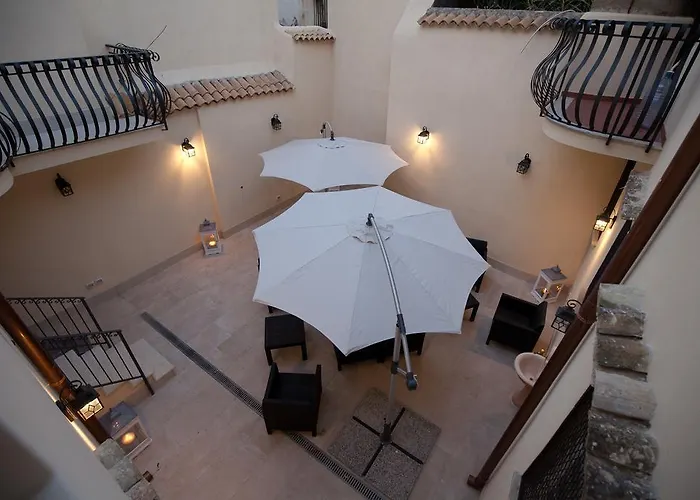 Pensión Italiana Maniace Syracuse