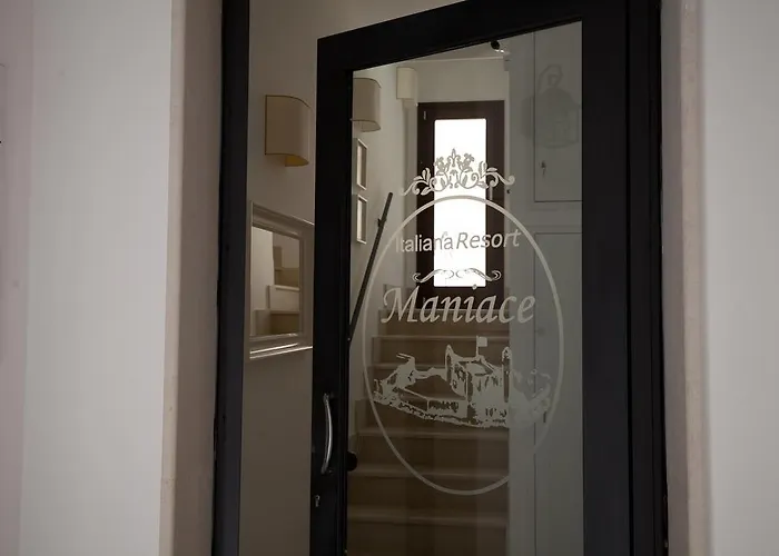 Italiana Maniace Pensión